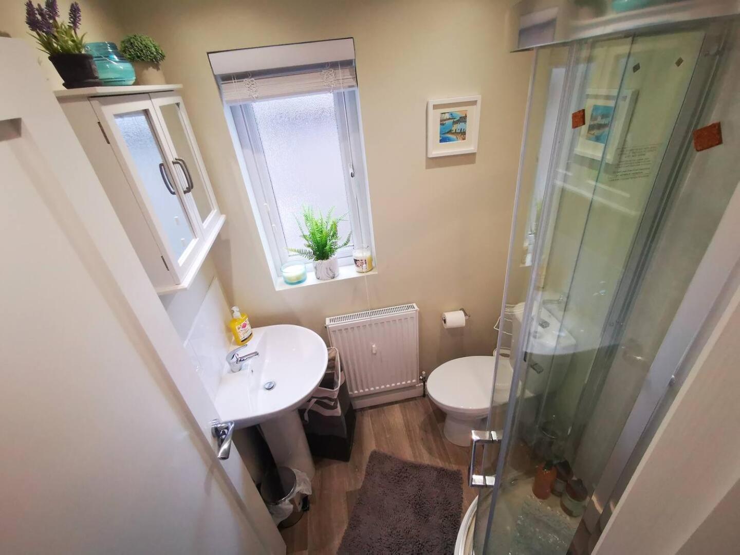 Villa 4Br Modern Botanic House Belfast Esterno foto