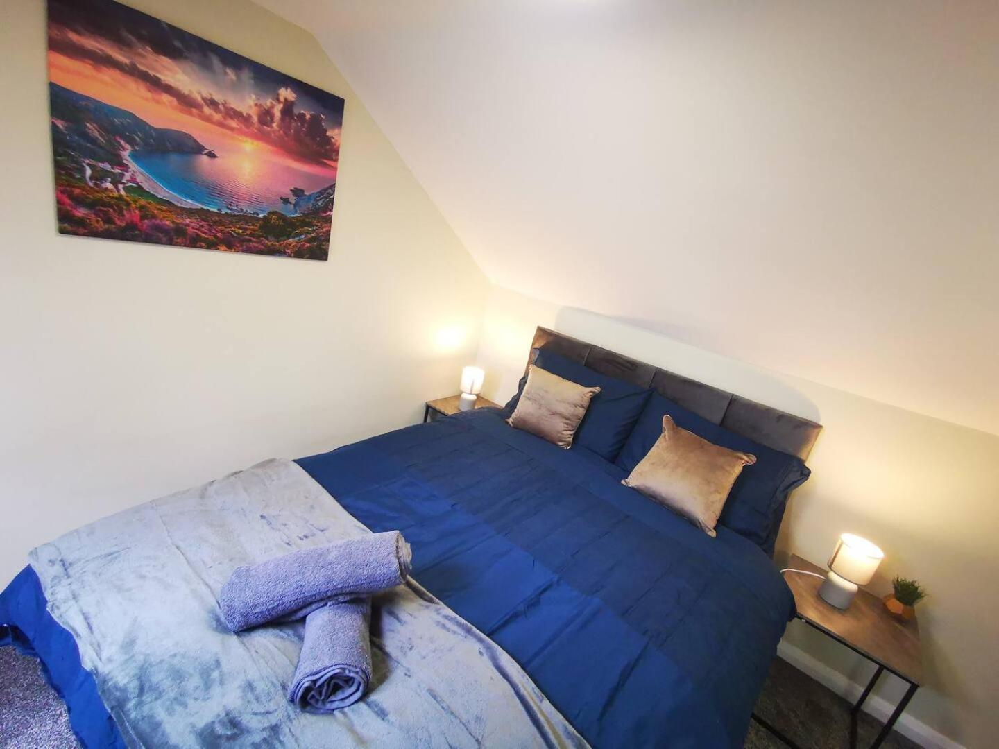 Villa 4Br Modern Botanic House Belfast Esterno foto