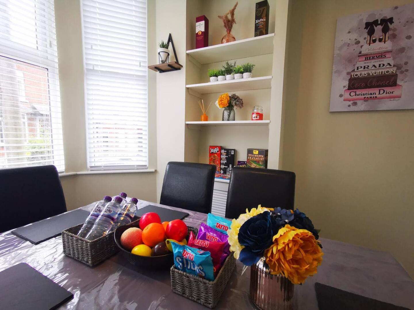 Villa 4Br Modern Botanic House Belfast Esterno foto