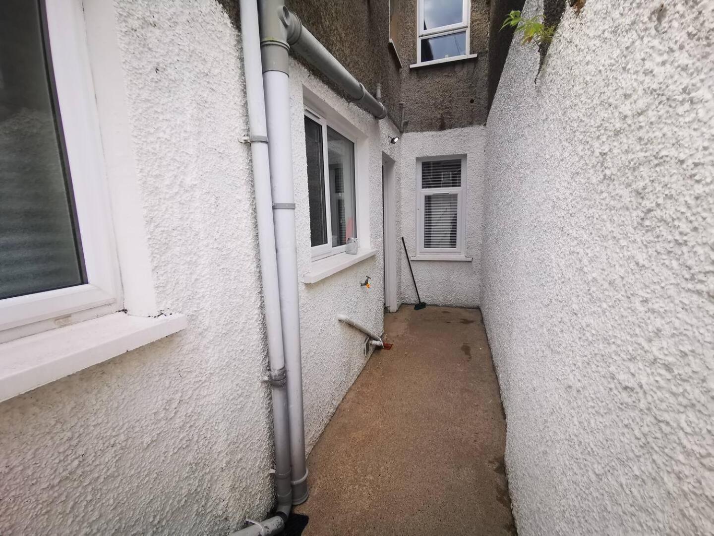 Villa 4Br Modern Botanic House Belfast Esterno foto