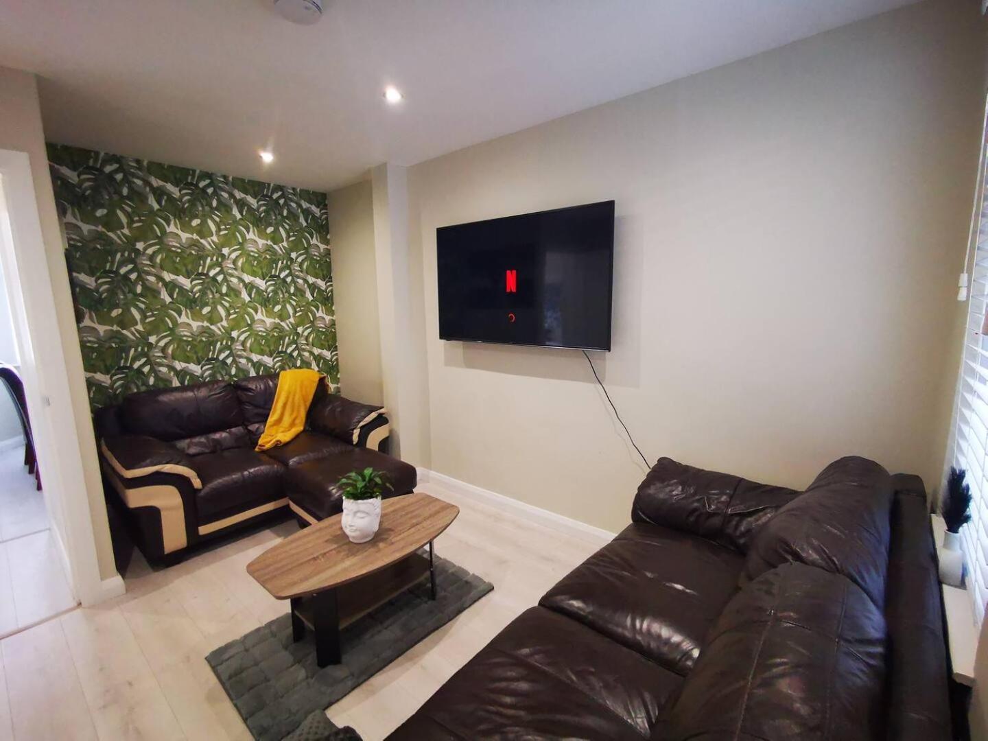 Villa 4Br Modern Botanic House Belfast Esterno foto