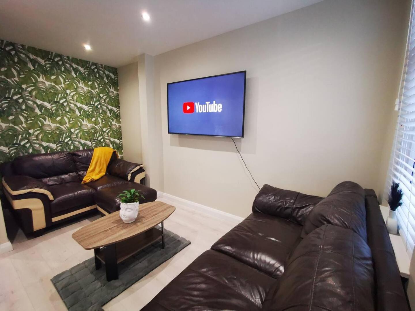 Villa 4Br Modern Botanic House Belfast Esterno foto